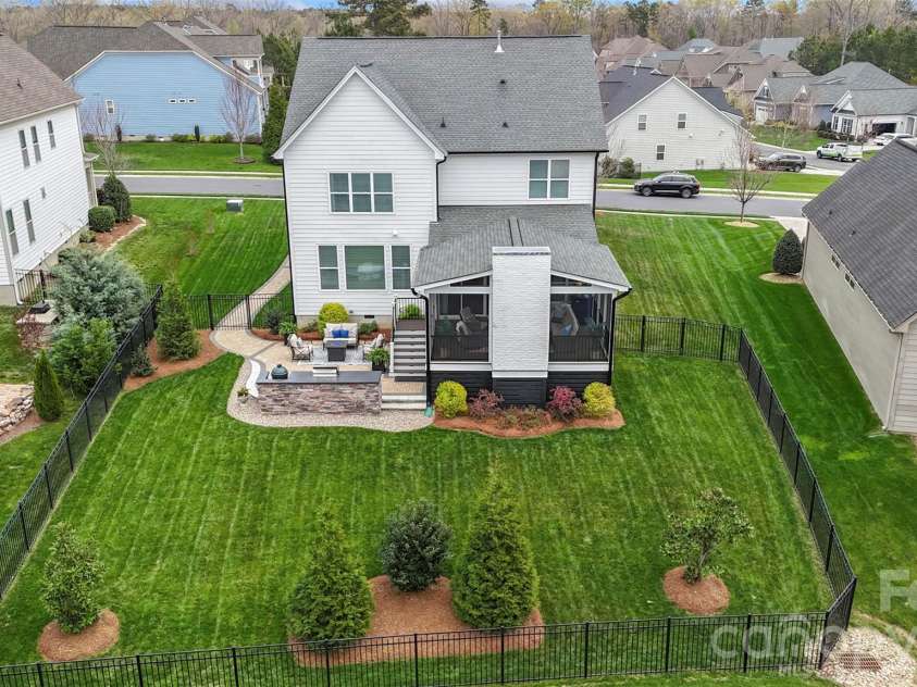1015 Chippenham Avenue, Lancaster, SC 29720.  MLS# CAR4362086, YatesRealty ID 10509. 