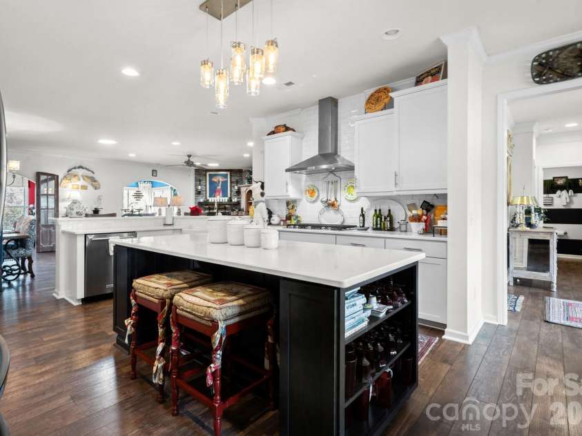2141 Bud Court, Fort Mill, SC 29715.  MLS# CAR4363745, YatesRealty ID 10511. Kitchen