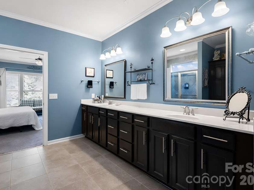 2141 Bud Court, Fort Mill, SC 29715.  MLS# CAR4363745, YatesRealty ID 10511. Primary Bath