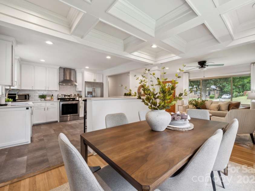 4021 Paisley Place, Charlotte, NC 28208.  MLS# CAR4253006, YatesRealty ID 10511. 