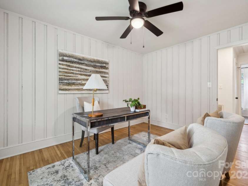 4021 Paisley Place, Charlotte, NC 28208.  MLS# CAR4253006, YatesRealty ID 10511. 
