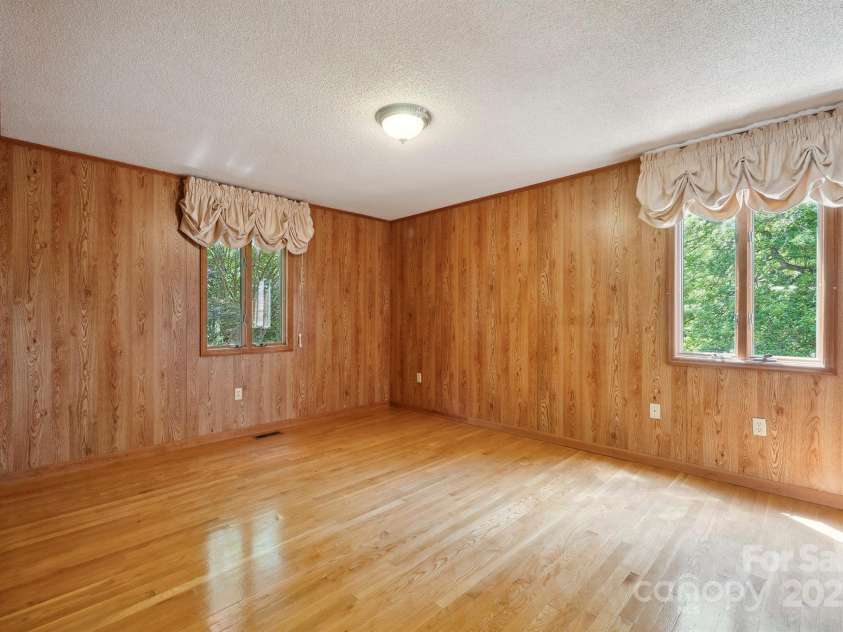 2076 Jay Clark Road, Morganton, NC 28655.  MLS# CAR4218348, YatesRealty ID 10513. 