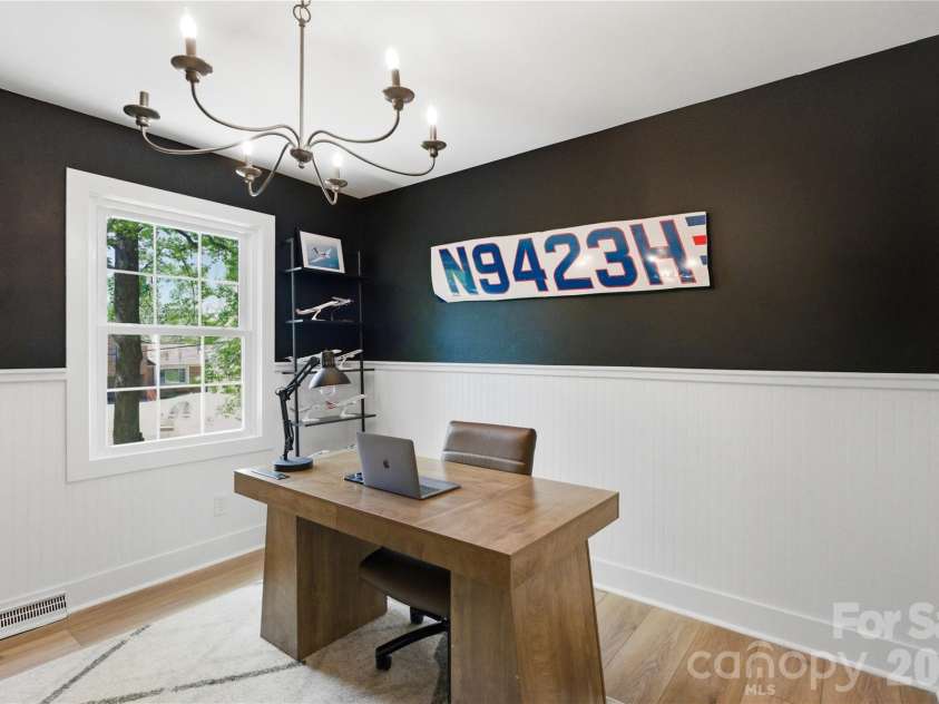 6523 Tall Oaks Trail, Charlotte, NC 28210.  MLS# CAR4366481, YatesRealty ID 10513. 