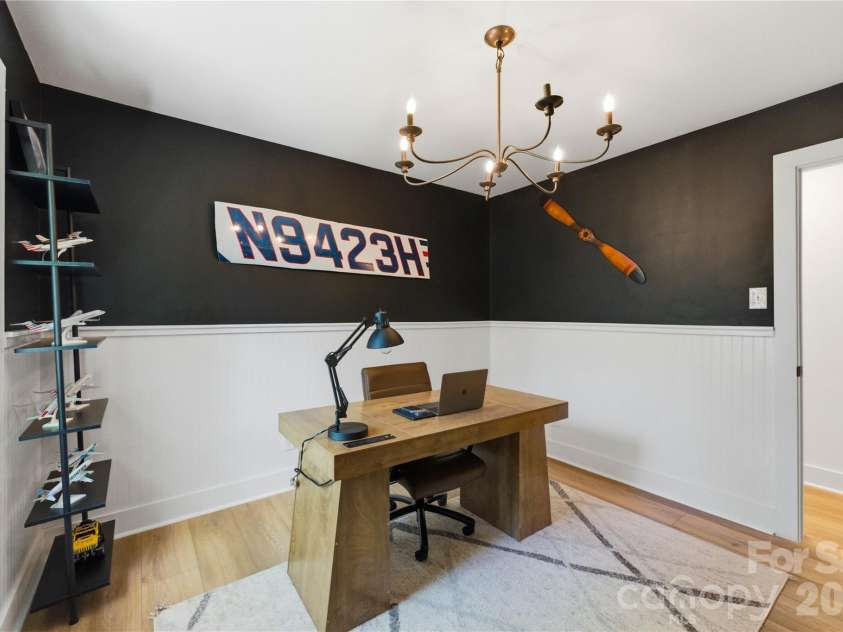 6523 Tall Oaks Trail, Charlotte, NC 28210.  MLS# CAR4366481, YatesRealty ID 10513. 