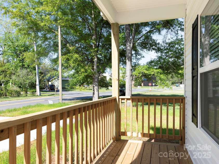 803 Blackmon Street, Rock Hill, SC 29730.  MLS# CAR4247954, YatesRealty ID 10514. Front Porch Charm