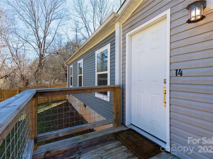14 Pyrite Way, Asheville, NC 28806.  MLS# CAR4218589, YatesRealty ID 10515. 
