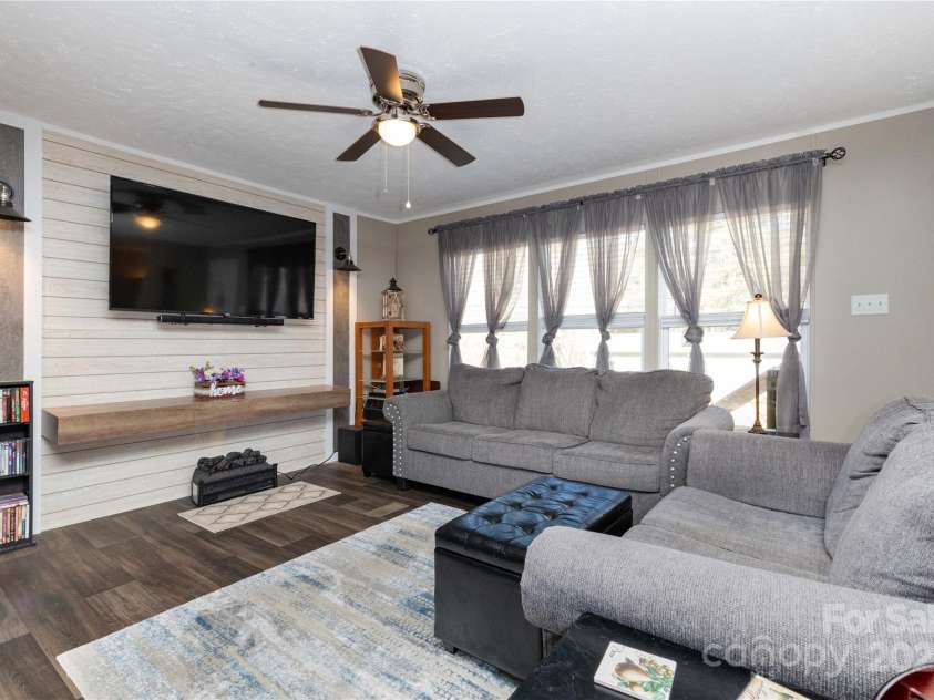 14 Pyrite Way, Asheville, NC 28806.  MLS# CAR4218589, YatesRealty ID 10515. 