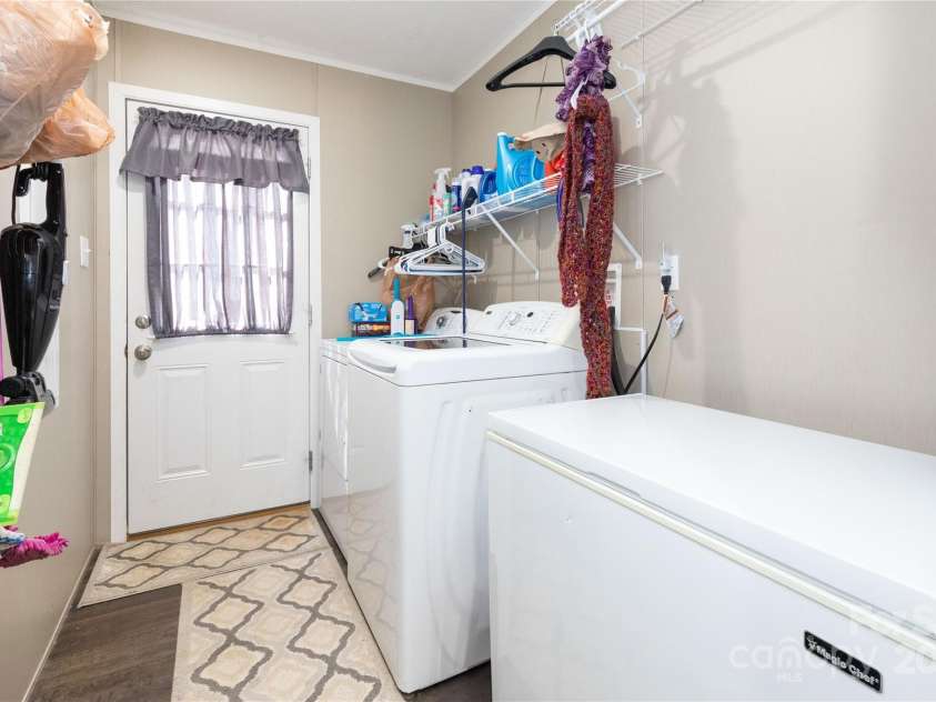 14 Pyrite Way, Asheville, NC 28806.  MLS# CAR4218589, YatesRealty ID 10515. 