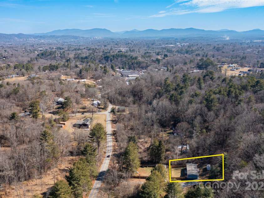 14 Pyrite Way, Asheville, NC 28806.  MLS# CAR4218589, YatesRealty ID 10515. 