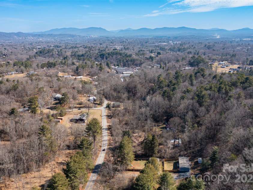14 Pyrite Way, Asheville, NC 28806.  MLS# CAR4218589, YatesRealty ID 10515. 