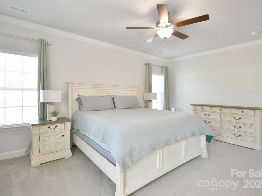 221 Mountain Island Drive, Statesville, NC 28677.  MLS# CAR4244887, YatesRealty ID 10516. 