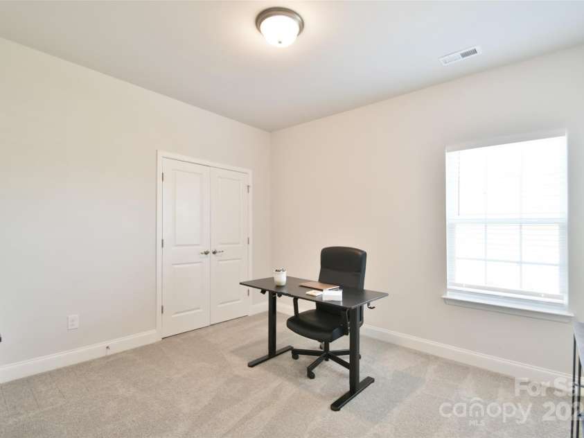 221 Mountain Island Drive, Statesville, NC 28677.  MLS# CAR4244887, YatesRealty ID 10516. 