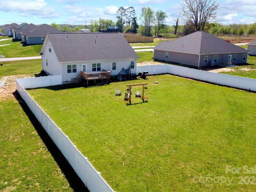 221 Mountain Island Drive, Statesville, NC 28677.  MLS# CAR4244887, YatesRealty ID 10516. 