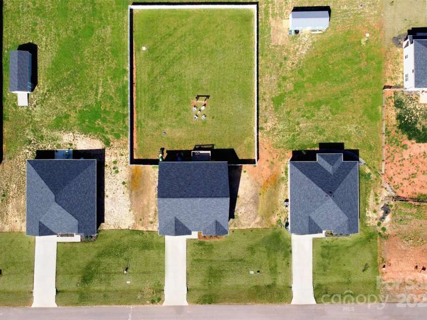 221 Mountain Island Drive, Statesville, NC 28677.  MLS# CAR4244887, YatesRealty ID 10516. 