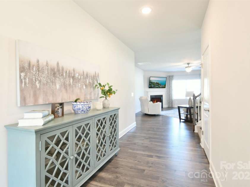 221 Mountain Island Drive, Statesville, NC 28677.  MLS# CAR4244887, YatesRealty ID 10516. 