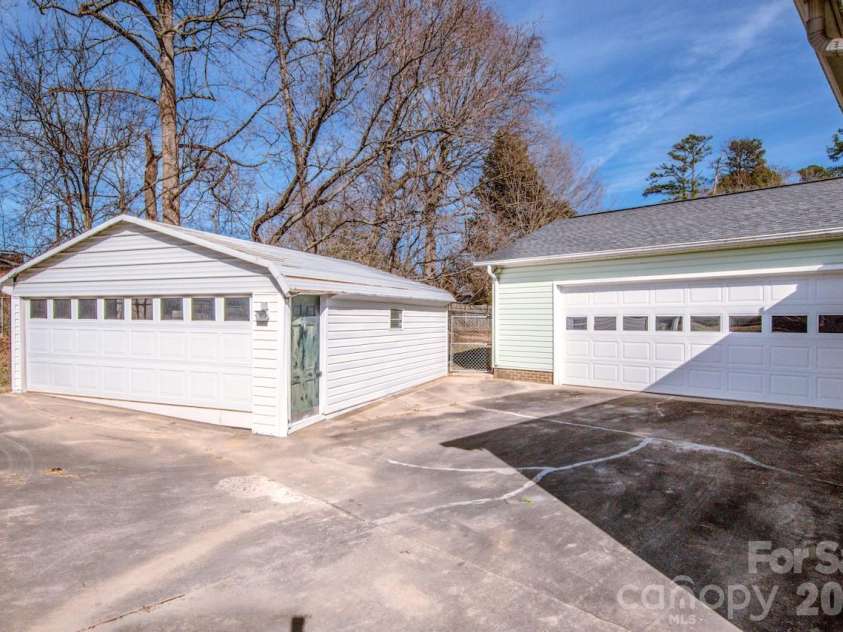 305 Keller Street, China Grove, NC 28023.  MLS# CAR4352151, YatesRealty ID 10516. 