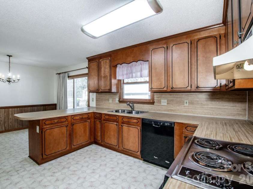 305 Keller Street, China Grove, NC 28023.  MLS# CAR4352151, YatesRealty ID 10516. 