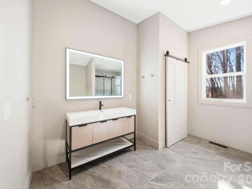 331 Silent Forest Drive, Canton, NC 28716.  MLS# CAR4314878, YatesRealty ID 10517. 