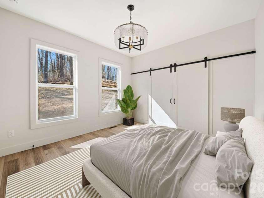 331 Silent Forest Drive, Canton, NC 28716.  MLS# CAR4314878, YatesRealty ID 10517. 