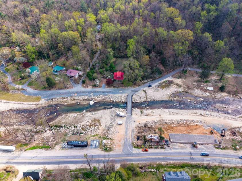306 Southside Drive, Chimney Rock, NC 28720.  MLS# CAR4365604, YatesRealty ID 10518. 