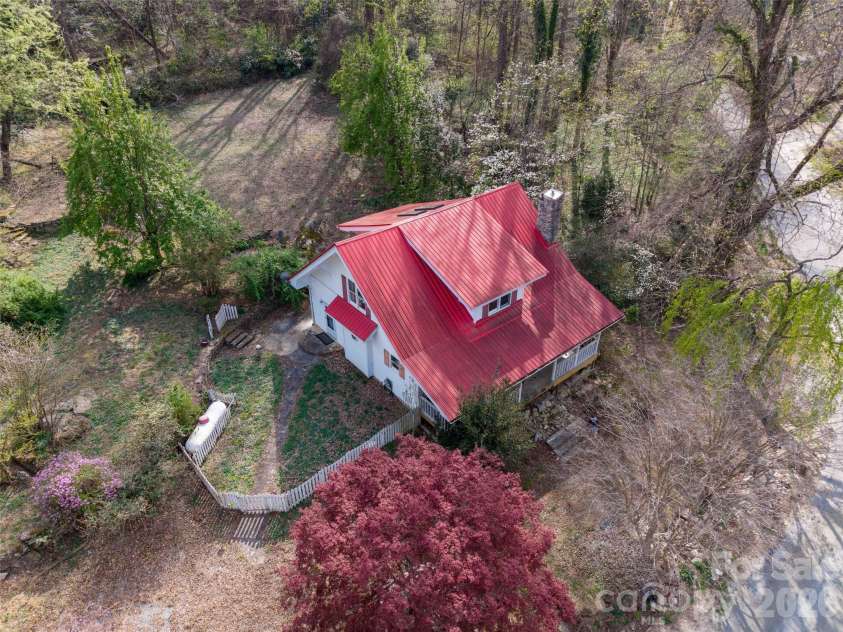306 Southside Drive, Chimney Rock, NC 28720.  MLS# CAR4365604, YatesRealty ID 10518. 