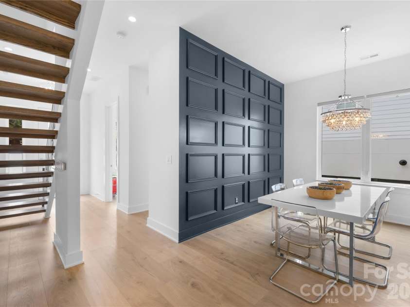 1627 Rama Road, Charlotte, NC 28211.  MLS# CAR4287612, YatesRealty ID 10519. 