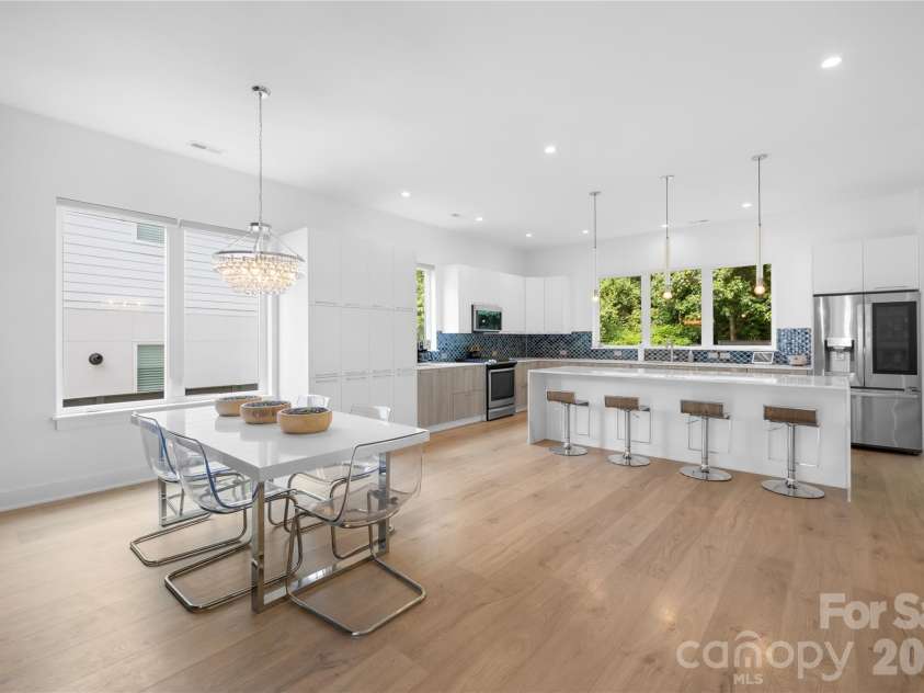 1627 Rama Road, Charlotte, NC 28211.  MLS# CAR4287612, YatesRealty ID 10519. 
