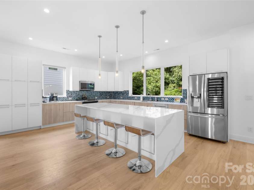 1627 Rama Road, Charlotte, NC 28211.  MLS# CAR4287612, YatesRealty ID 10519. 
