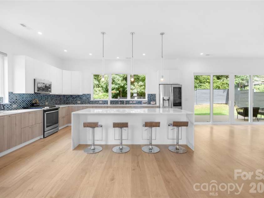 1627 Rama Road, Charlotte, NC 28211.  MLS# CAR4287612, YatesRealty ID 10519. 