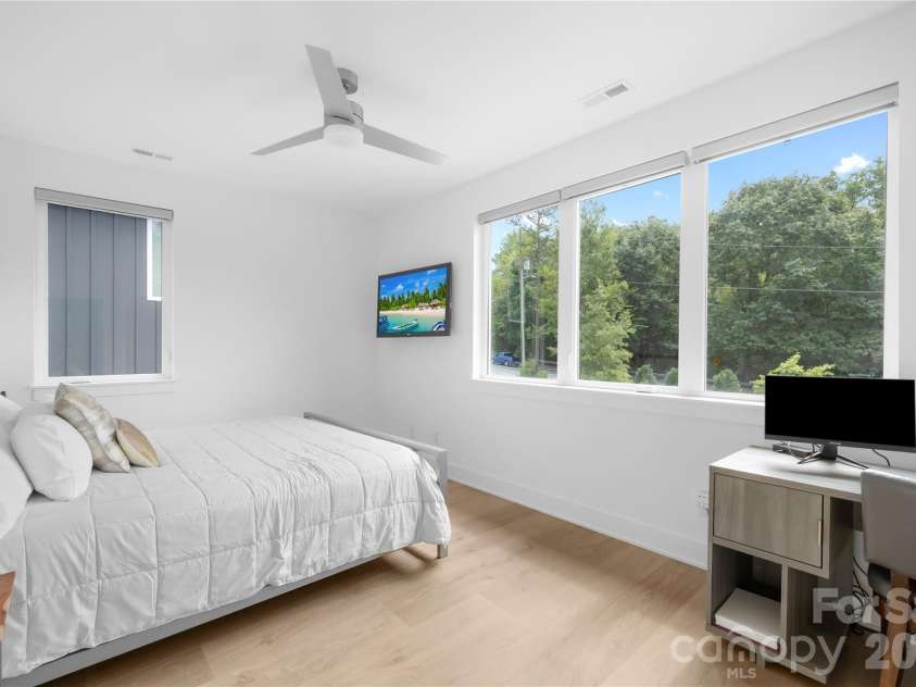 1627 Rama Road, Charlotte, NC 28211.  MLS# CAR4287612, YatesRealty ID 10519. 
