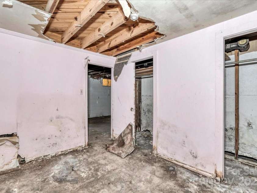 714 Pine Street, Hamlet, NC 28345.  MLS# CAR4267814, YatesRealty ID 10519. Bedroom #2