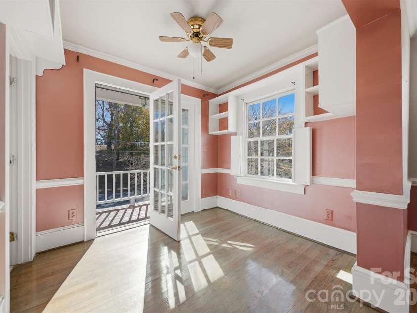 1010 College Avenue, Lenoir, NC 28645.  MLS# CAR4381290, YatesRealty ID 1052. 