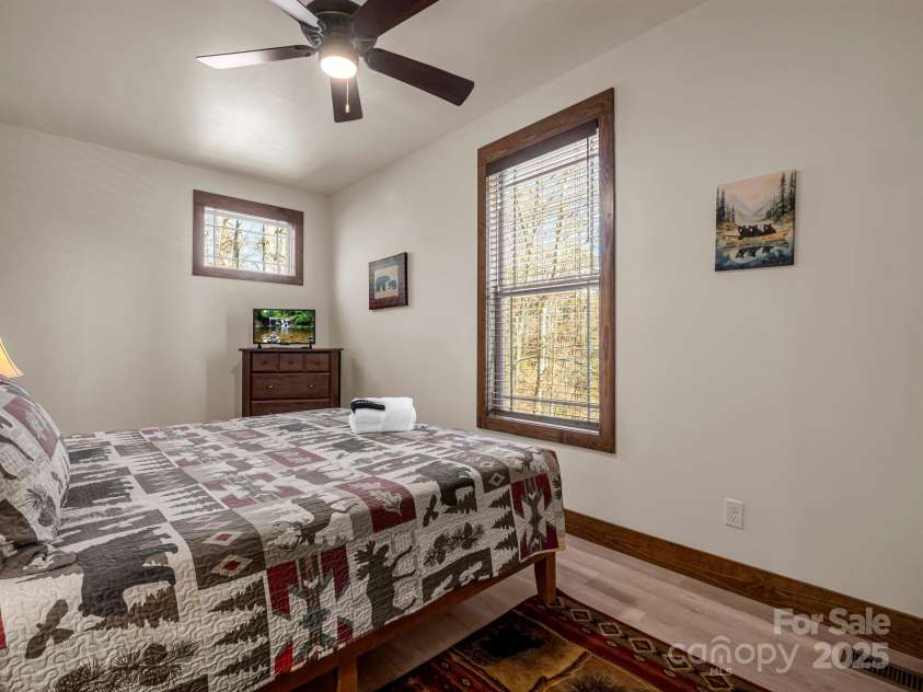 131 Pierpoint Drive, Lake Lure, NC 28746.  MLS# CAR4211806, YatesRealty ID 10522. Guest room