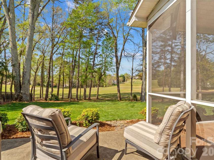 13312 Fremington Road, Huntersville, NC 28078.  MLS# CAR4363449, YatesRealty ID 10524. 