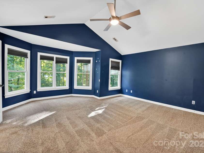 9238 Heritage Woods Place, Charlotte, NC 28269.  MLS# CAR4298360, YatesRealty ID 10525. Primary Bedroomo