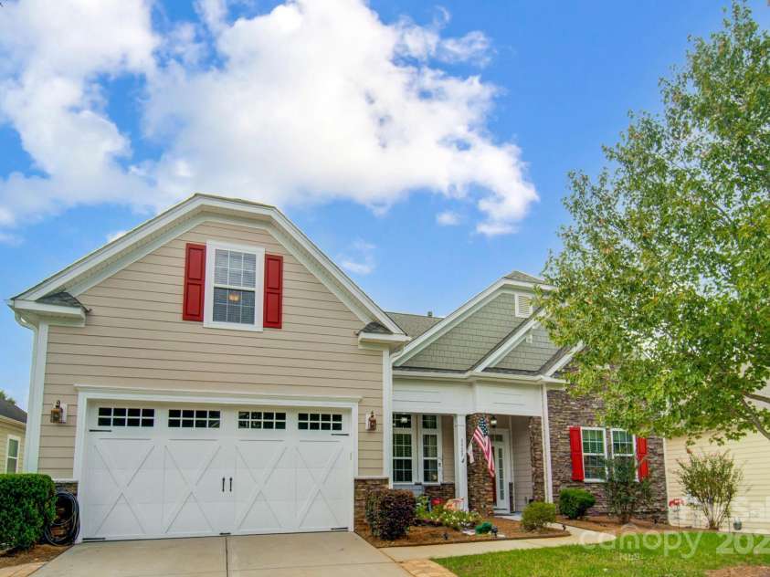 8928 Carneros Creek Road, Charlotte, NC 28214.  MLS# CAR4187090, YatesRealty ID 10527. 