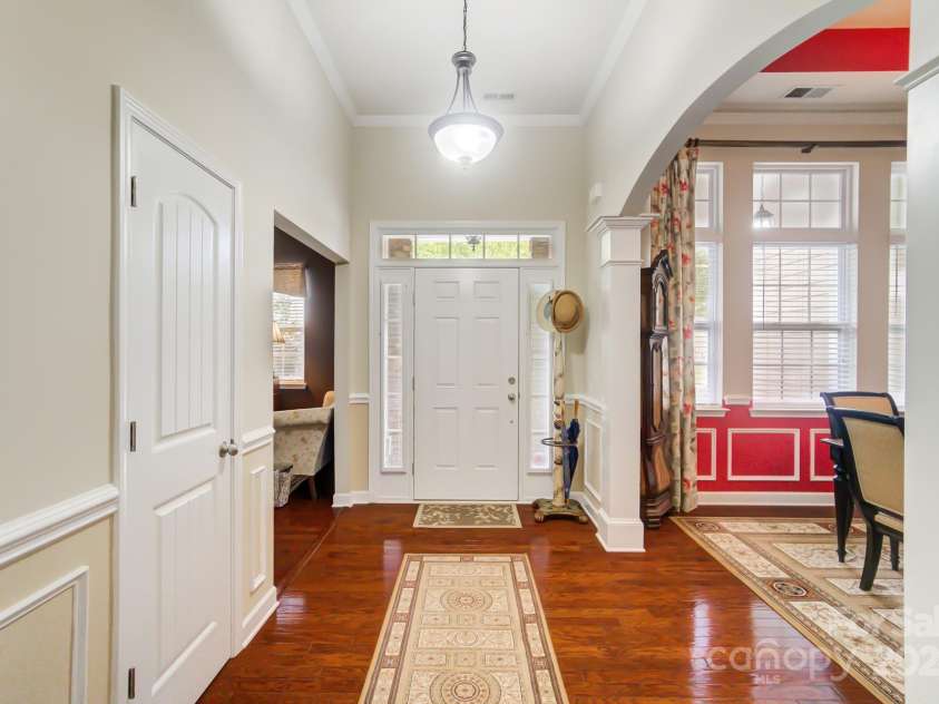 8928 Carneros Creek Road, Charlotte, NC 28214.  MLS# CAR4187090, YatesRealty ID 10527. 