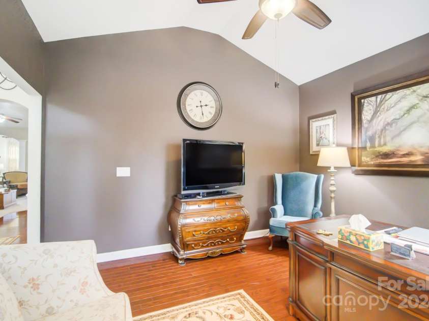 8928 Carneros Creek Road, Charlotte, NC 28214.  MLS# CAR4187090, YatesRealty ID 10527. 