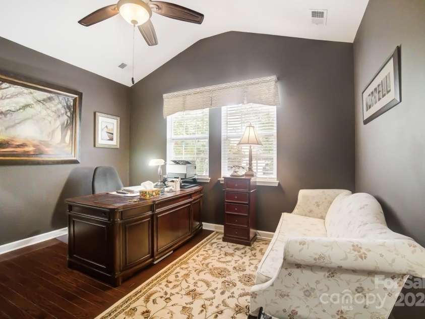 8928 Carneros Creek Road, Charlotte, NC 28214.  MLS# CAR4187090, YatesRealty ID 10527. 