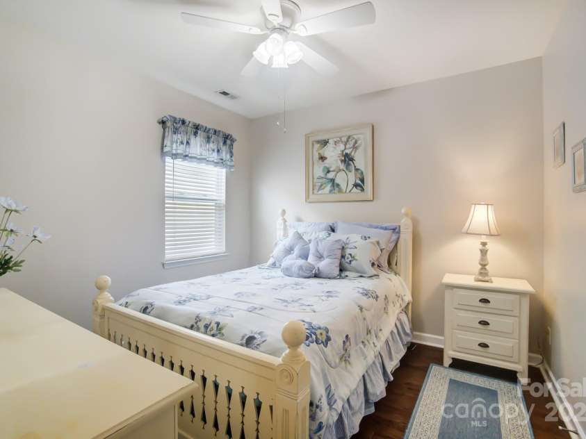 8928 Carneros Creek Road, Charlotte, NC 28214.  MLS# CAR4187090, YatesRealty ID 10527. 