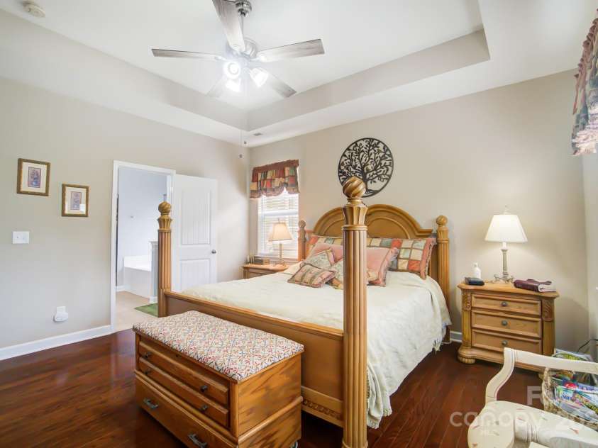 8928 Carneros Creek Road, Charlotte, NC 28214.  MLS# CAR4187090, YatesRealty ID 10527. 