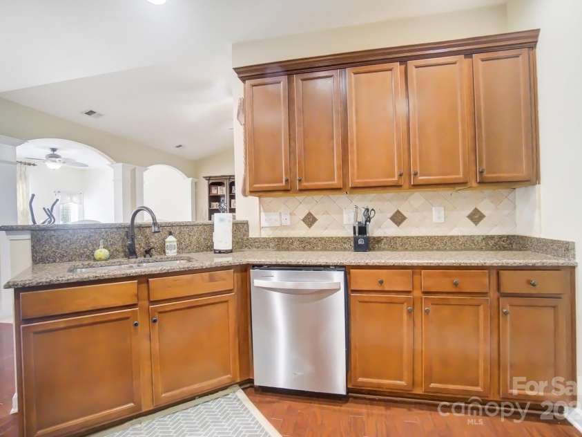 8928 Carneros Creek Road, Charlotte, NC 28214.  MLS# CAR4187090, YatesRealty ID 10527. 