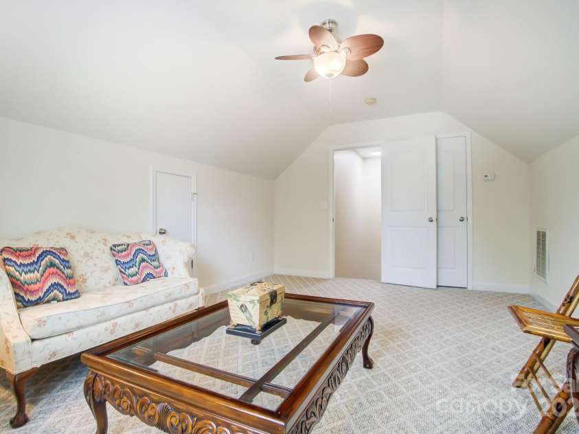8928 Carneros Creek Road, Charlotte, NC 28214.  MLS# CAR4187090, YatesRealty ID 10527. 
