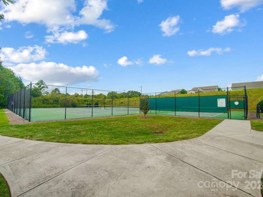 8928 Carneros Creek Road, Charlotte, NC 28214.  MLS# CAR4187090, YatesRealty ID 10527. 