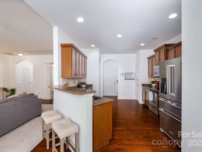 8928 Carneros Creek Road, Charlotte, NC 28214.  MLS# CAR4327993, YatesRealty ID 10527. Living Room