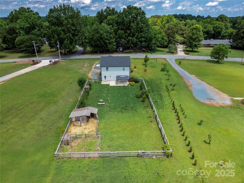 556 Big Lick Road, Stanfield, NC 28163.  MLS# CAR4271286, YatesRealty ID 10528. 