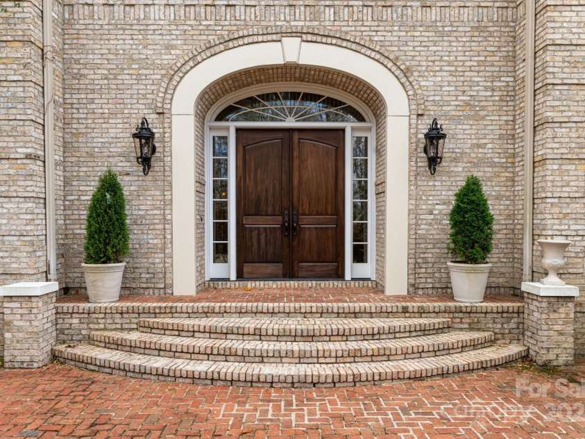 150 Rainbow View Drive, Fletcher, NC 28732.  MLS# CAR4322580, YatesRealty ID 1053. 