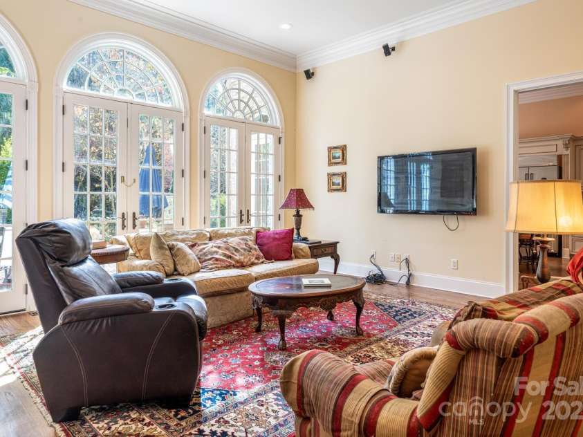 150 Rainbow View Drive, Fletcher, NC 28732.  MLS# CAR4322580, YatesRealty ID 1053. 