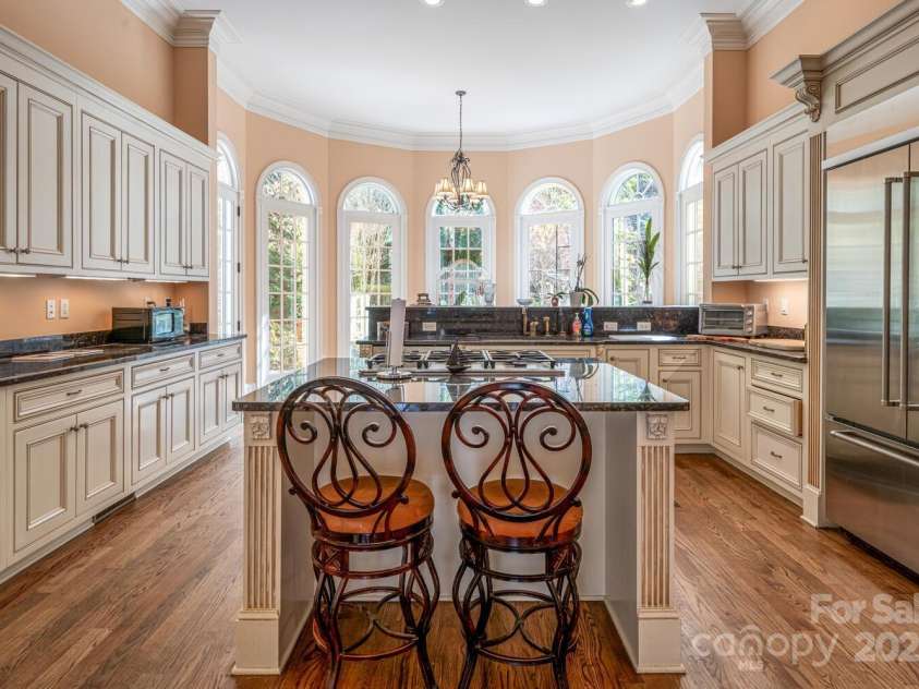 150 Rainbow View Drive, Fletcher, NC 28732.  MLS# CAR4322580, YatesRealty ID 1053. 