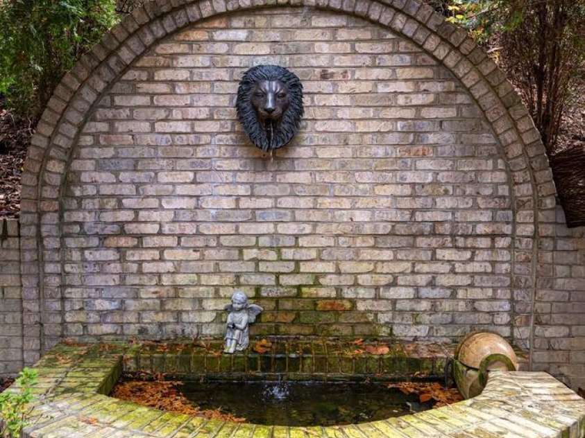 150 Rainbow View Drive, Fletcher, NC 28732.  MLS# CAR4322580, YatesRealty ID 1053. 